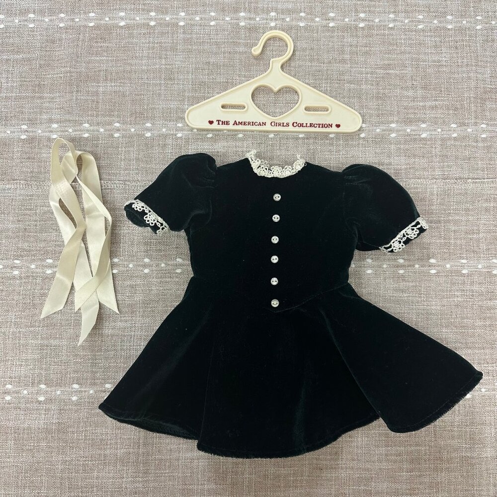 Pleasant Company American Girl 1986 Molly Christmas Dress Evergreen